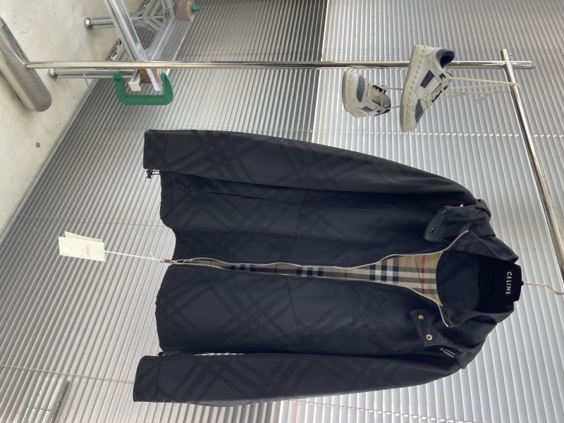 Bv*b*rry outwear